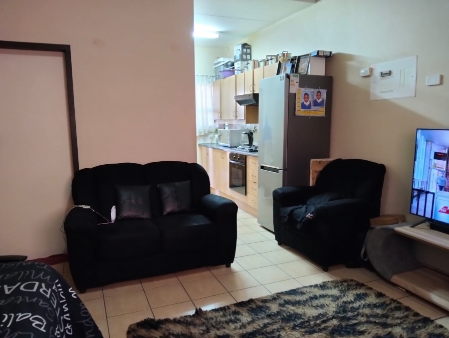 1 Bedroom Property for Sale in Potchefstroom North West